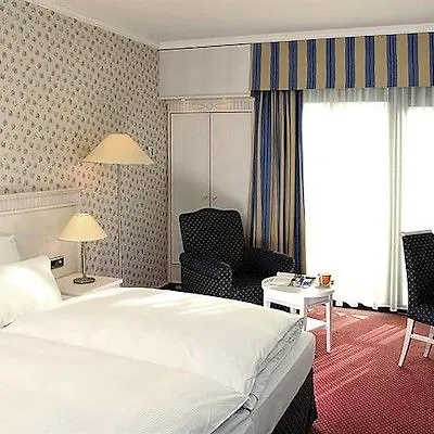 Nh Отель 4*